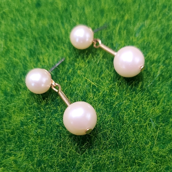 Pearl Bauble Dangle Earrings E1008 - Picture 1 of 3